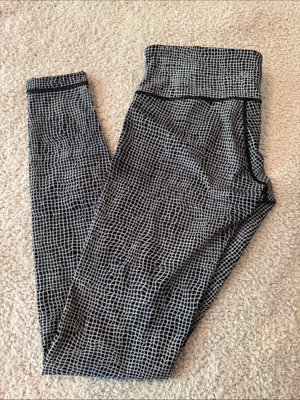 lululemon athletica black white